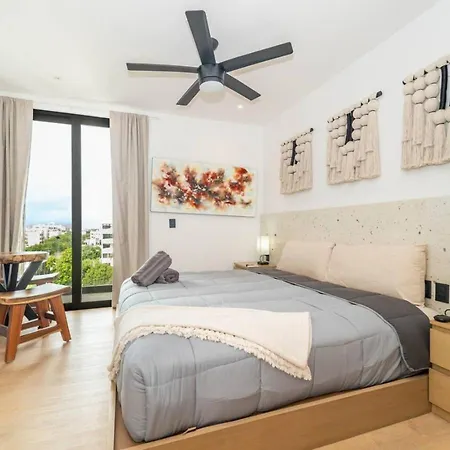 Lux Studio With Rooftop Pool, Walk To Beach And 5Th Ave