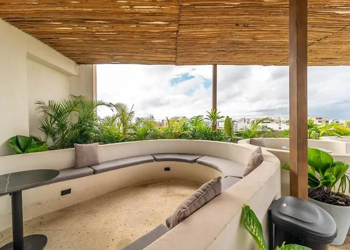 Lux With Rooftop Pool, Walk To And 5th Ave Playa del Carmen