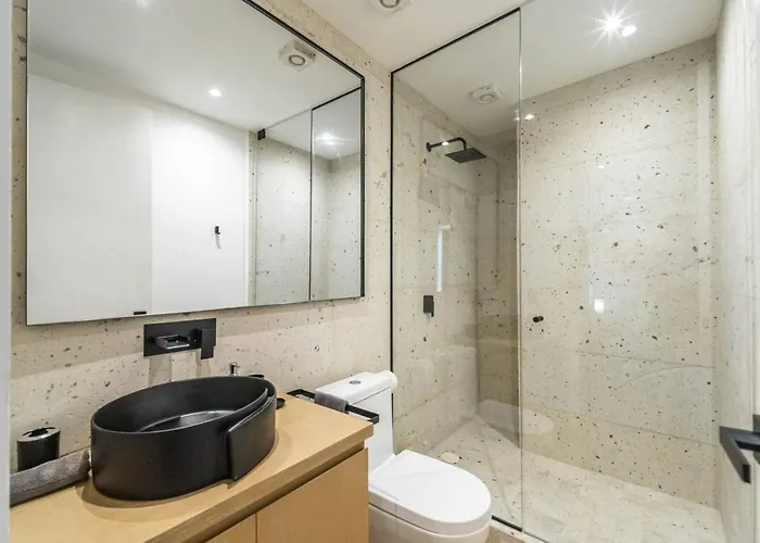 Сasa de vacaciones Lux With Rooftop Pool, Walk To And 5th Ave